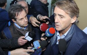 Il ct azzurro Roberto Mancini intervistato da Emilio Buttaro