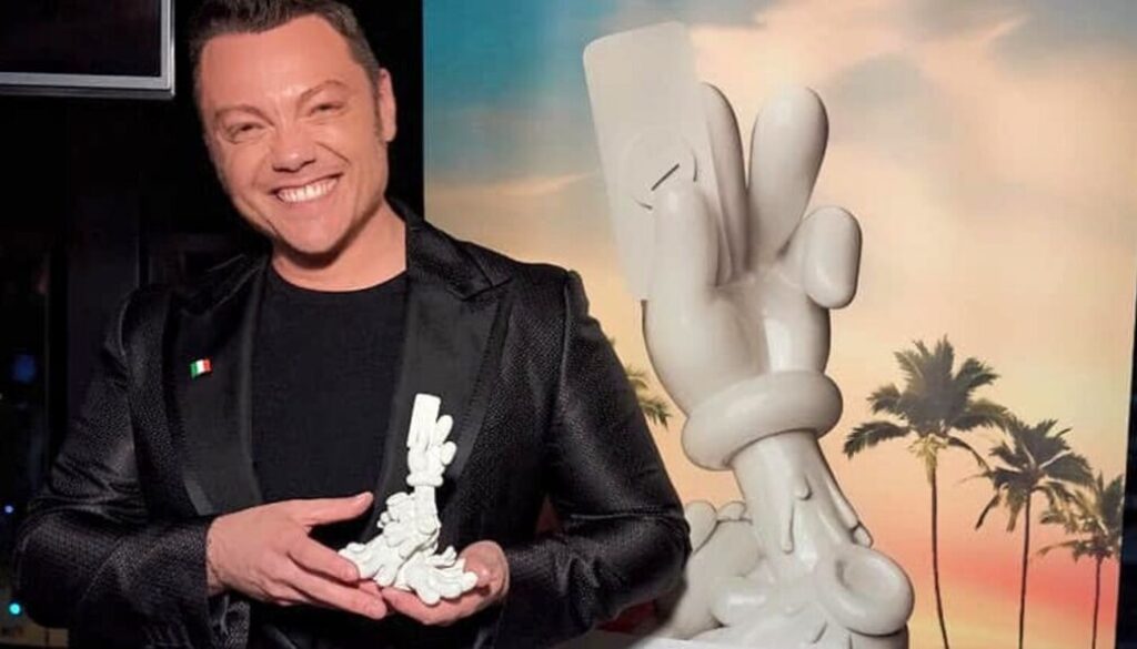 tiziano ferro premiato ai ittv – festival della televisione italiana los angeles 2