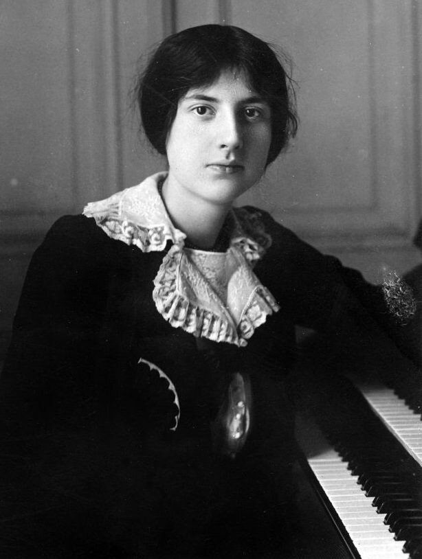 12 lili boulangerb