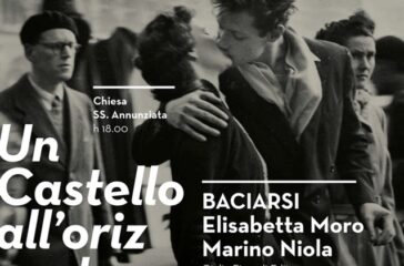 baciarsi un castello all'orizzonte