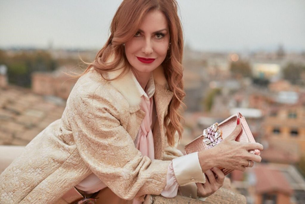 valeria mangani