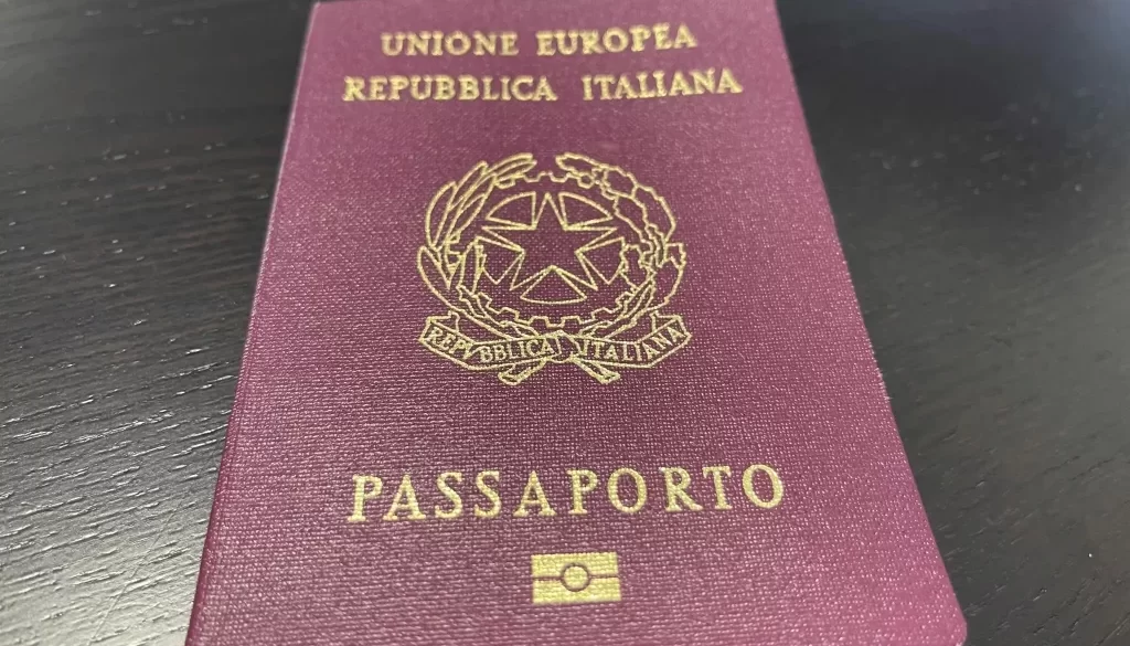 passaporto italiano