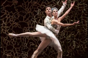 davide in schiaccianoci al teatero colón con la sua partner maria yakovleva copyright maximo parpagnoli