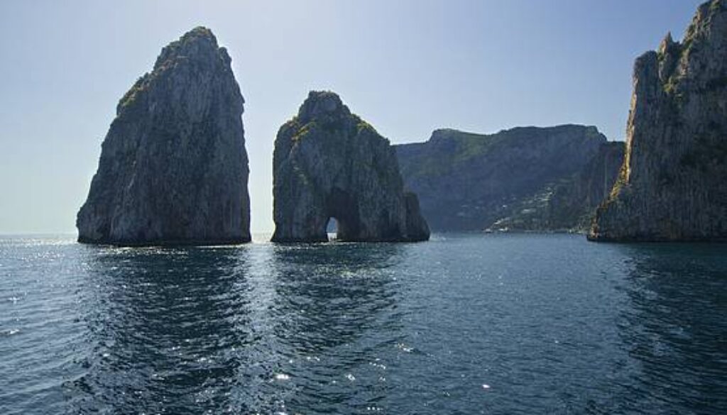 capri faraglioni