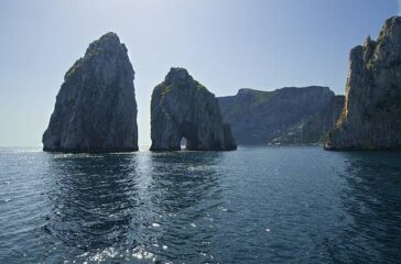 capri faraglioni