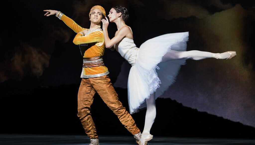 staatsballett berlin la bayadere alexei ratmansky, anna ol, dani