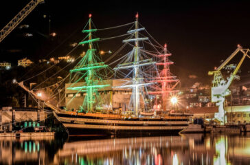 Vinitaly salpa con l’Amerigo Vespucci