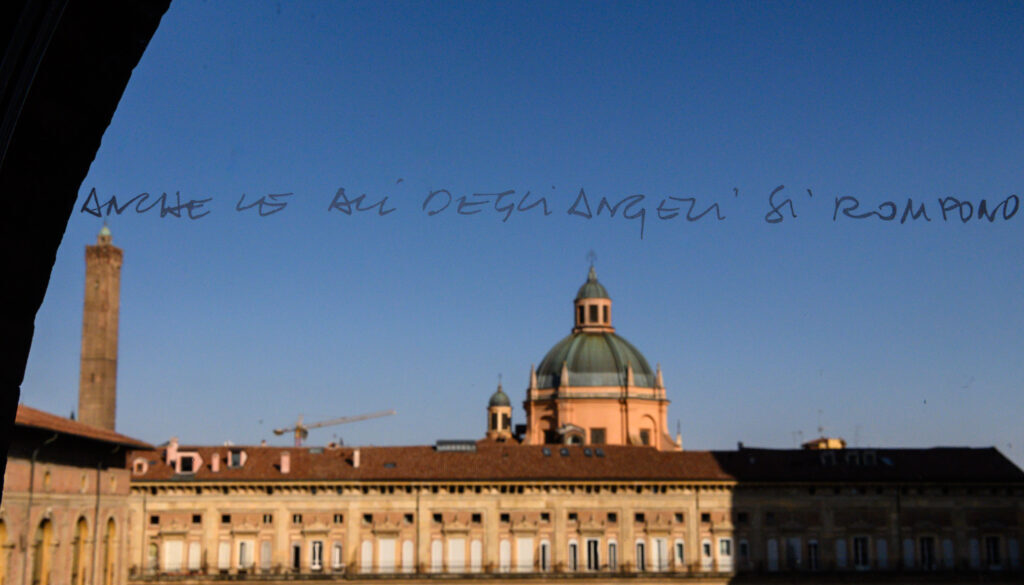 Cosa c’è in Comune tra Pirro e questa finestra?
