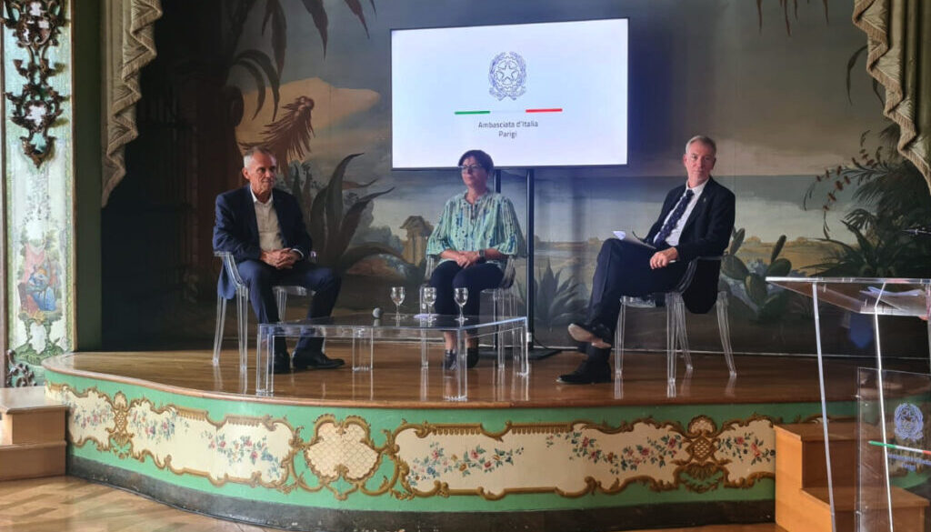 ambasciata italia parigi petit carrozza bowler.peg
