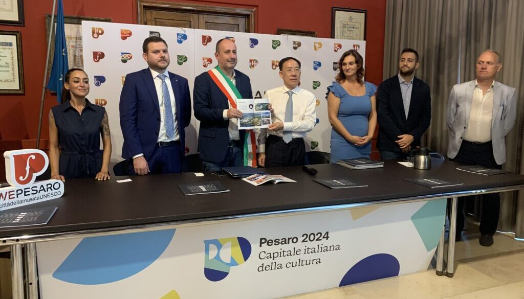 La gemellata Qinhuangdao a Pesaro