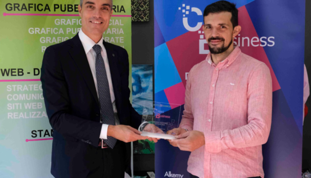 Grande successo di un graphic designer messinese