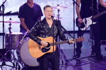 Bryan Adams è So happy it hurts tour