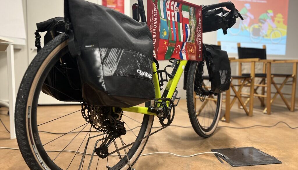 Marco Polo a pedali da Venezia a Pechino in bicicletta
