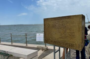 Casette di book crossing a Venezia