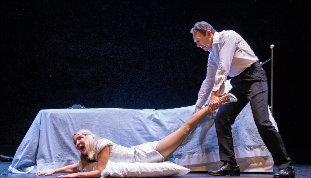 Quando la coppia…scoppia anche in teatro!