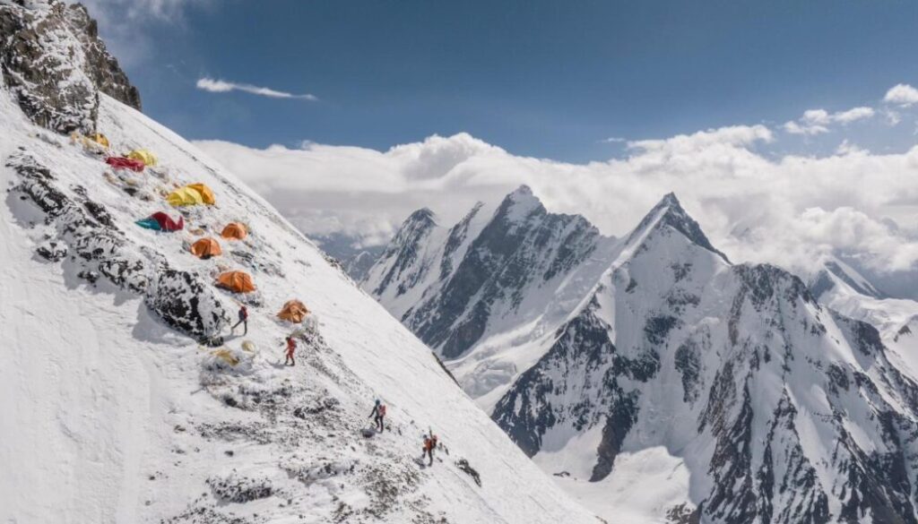 Sulle orme del K2