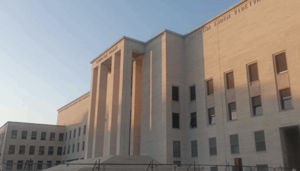 90 Sapienza, inaugurazione dello scatolone del Rettorato