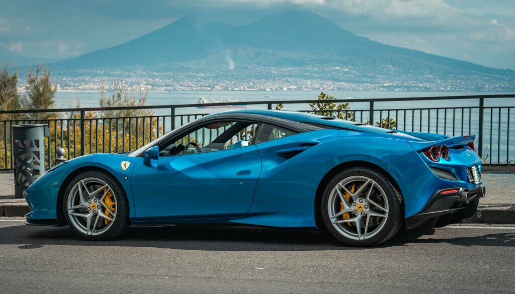 Napoli capitale mediterranea dei motori