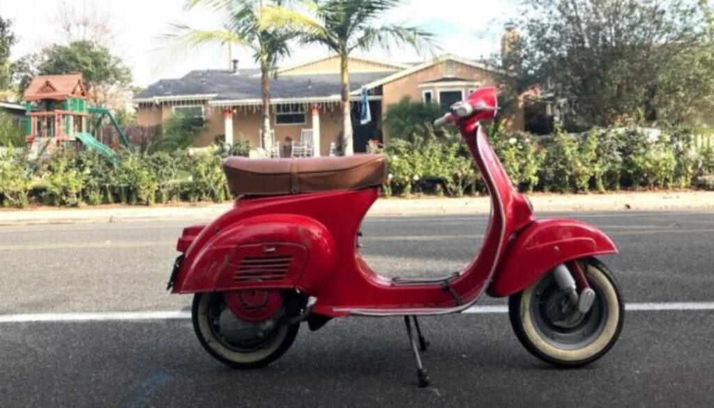 La Vespa compie 80 anni: 25mila vespisti a Roma